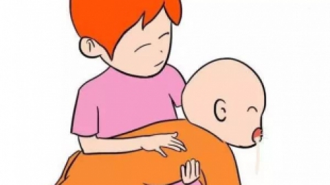 婴儿吐奶是怎么回事？